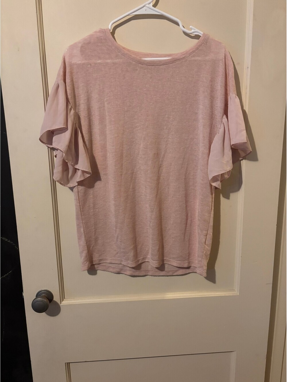 Maurices Pink flutter sleeve top XS